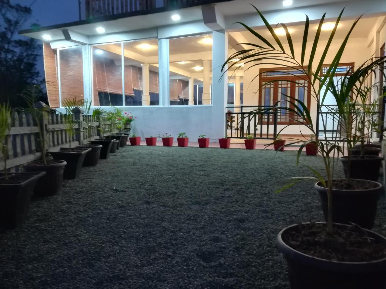 Nilowin Glenanore Guesthouse Хапутале Екстериор снимка